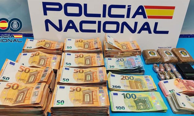 La Policía Nacional desmantela un punto de venta de droga en El Puerto