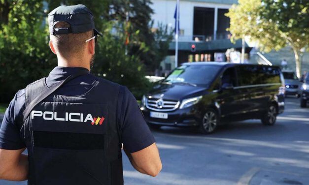 Detenido un hombre por robar herramientas valoradas en 4.000 euros de un camión estacionado