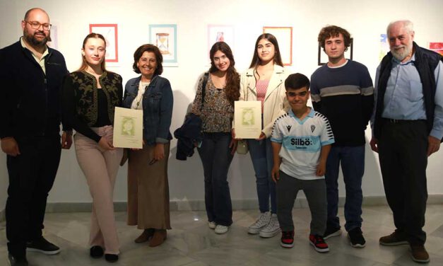 Los versos de Tejada inspiran a jóvenes artistas en la clausura de "Poesiarte"