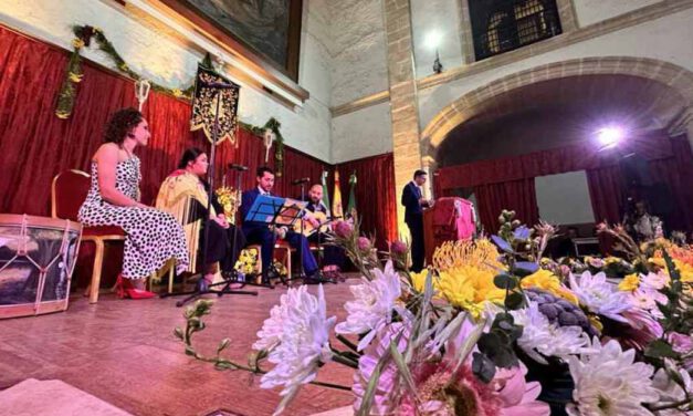 Gran acogida del L Pregón del Rocío en Honor a la Virgen del Rocío