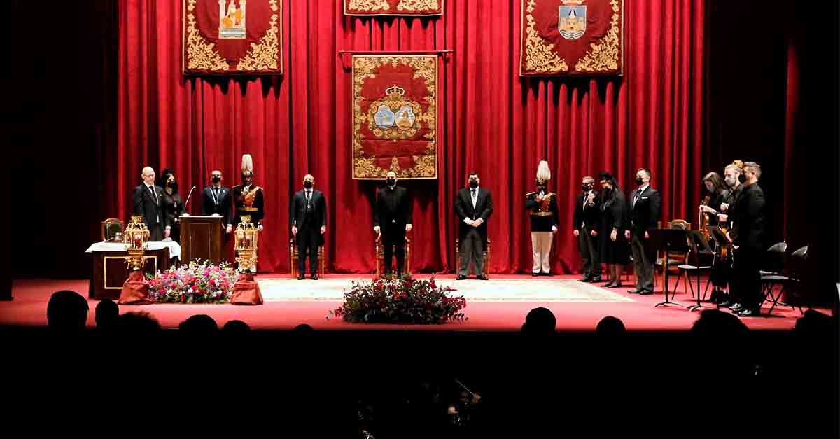 El Teatro Municipal, tras dos años, abre las puertas de la Semana Santa de El Puerto