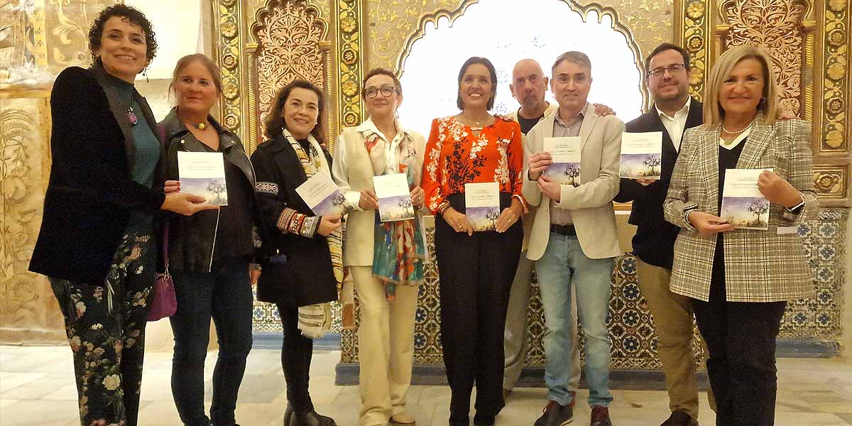La Asociación de Mujeres con Cáncer Bahía presenta el libro del "III Certamen de Relatos Nila Flores Cebrián"