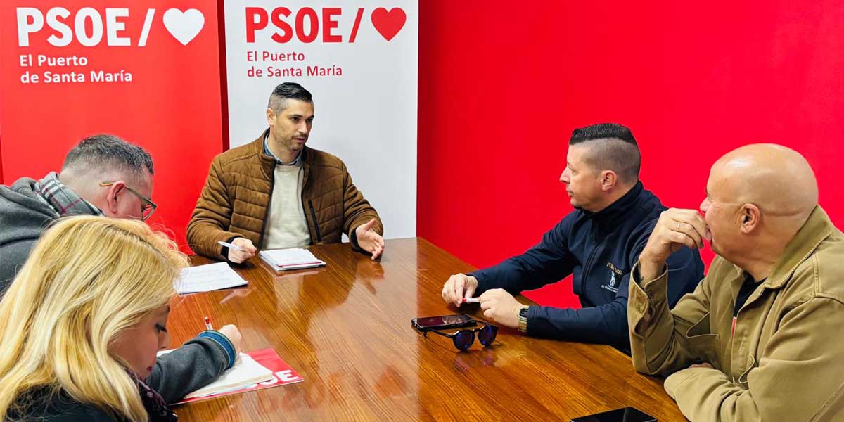 El PSOE se reúne con representantes de Puerto Taxi