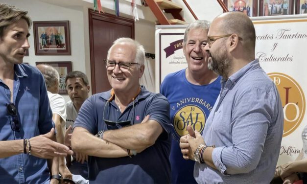 Más de 40 menores llenan de creatividad taurina el espacio ‘De Sal y Oro’