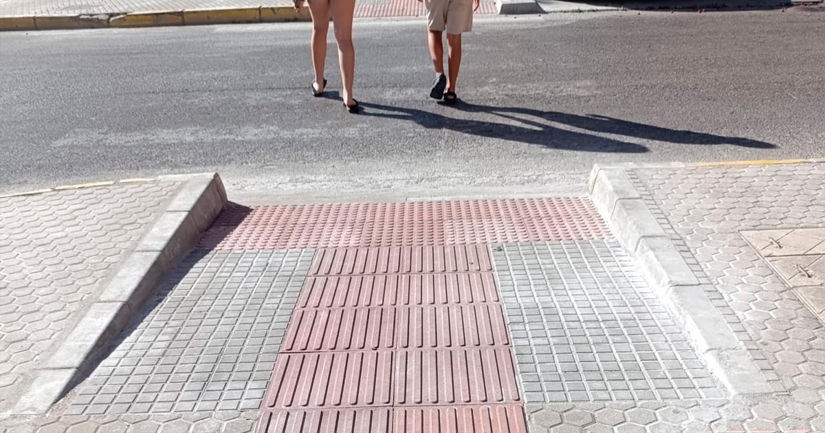 La Gaviota logra nuevas mejoras de accesibilidad en varios puntos de El Puerto