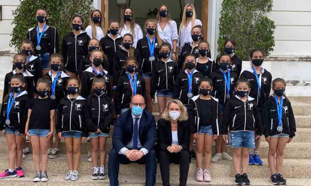 Beardo recibe al Club de Gimnasia Rítmica Ciudad del Puerto para felicitarles por sus éxitos