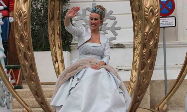 La Cabalgata de la Reina de las Nieves recorrerá las calles de El Puerto este jueves