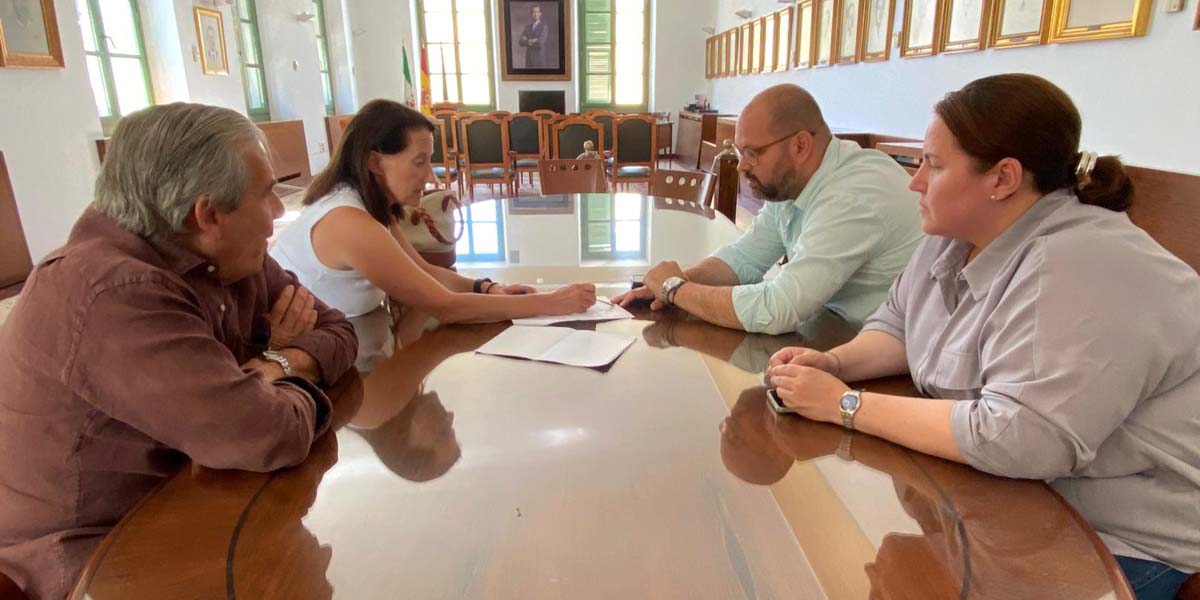 El Ayuntamiento refuerza el diálogo con la Comunidad de Propietarios de Vistahermosa