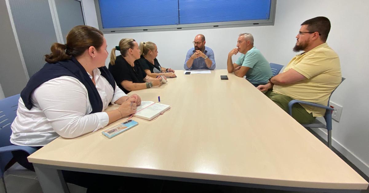 El Ayuntamiento y la Agrupación de la Redención refuerzan su colaboración de cara a la Navidad