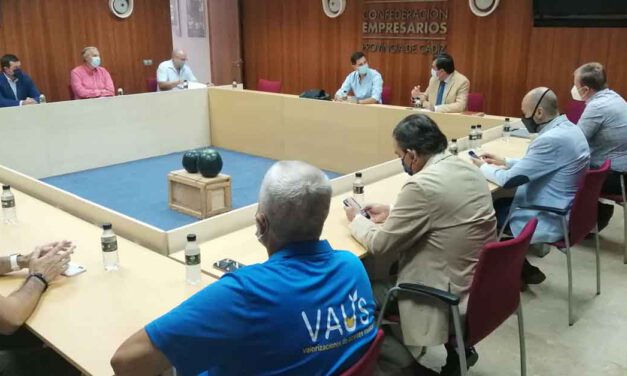 La CEC y CEC Medio Ambiente mantienen una reunión con el Seprona de Cádiz