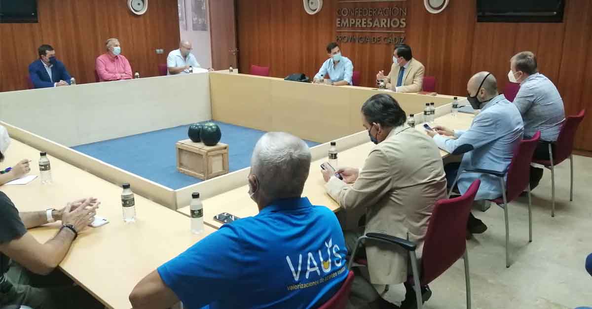 La CEC y CEC Medio Ambiente mantienen una reunión con el Seprona de Cádiz