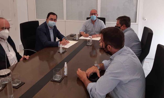 Apemsa firma el contrato de mantenimiento de las depuradoras y del alcantarillado