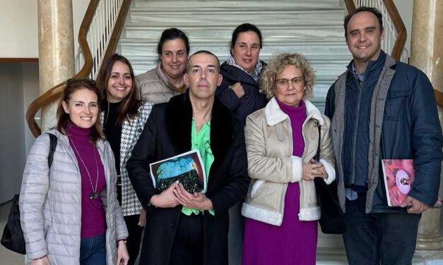 Calleja se reúne con la Plataforma Revive para abordar próximas actuaciones en favor del comercio