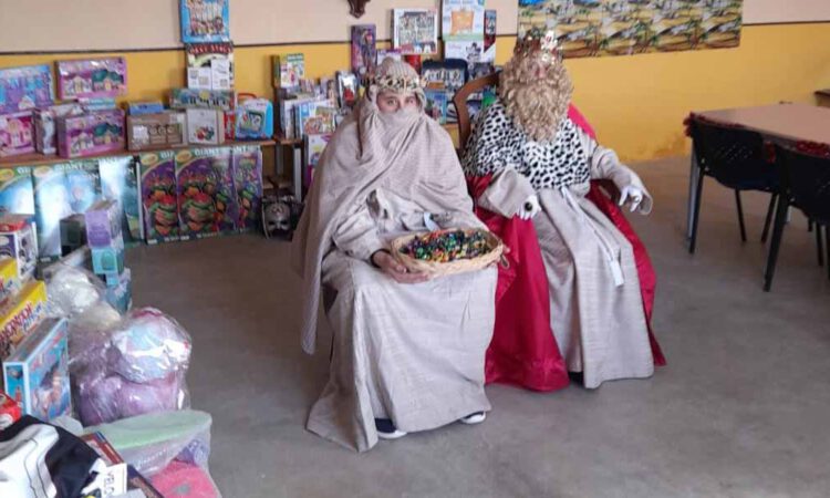 Las caras de felicidad de los niños de la Sierra de San Cristóbal al recibir sus juguetes, de lo mejor del día de Reyes