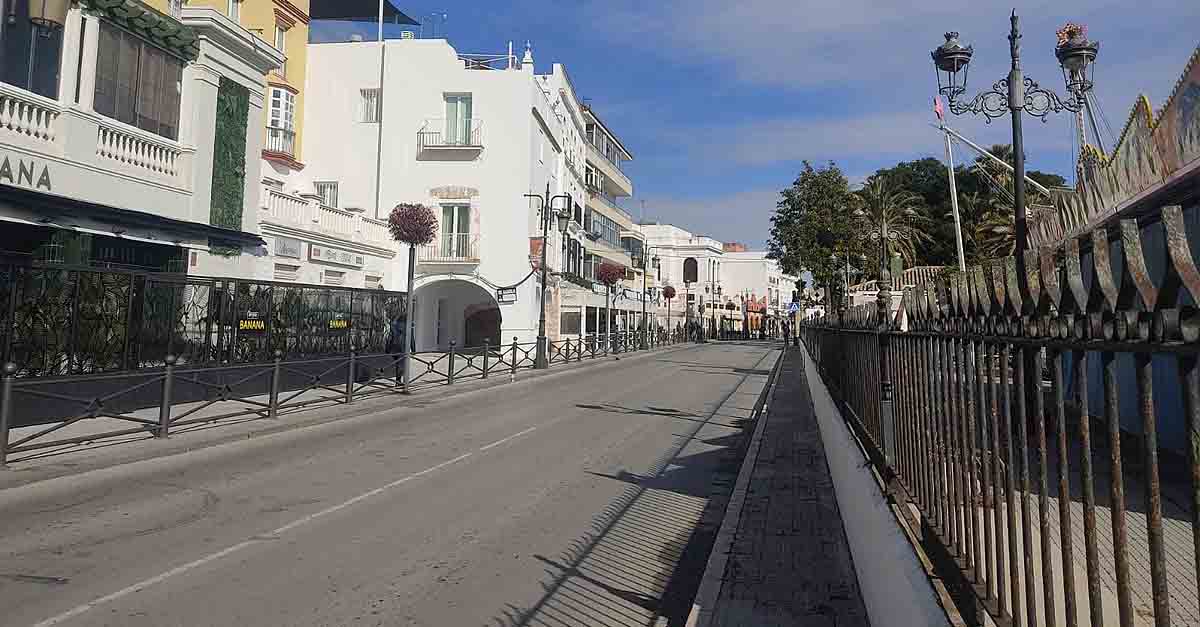 Vox recibe el apoyo de los hosteleros ante su propuesta de peatonalizar la Ribera del Marisco