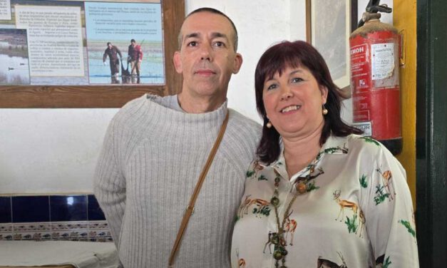 La Hermandad del Rocío clausura con un ajo caliente su Semana Cultural en homenaje a los "Rocieros del Cielo"