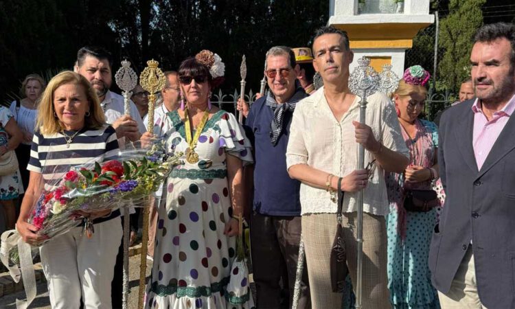 La Hermandad del Rocío regresa a El Puerto entre vítores, flores y emoción