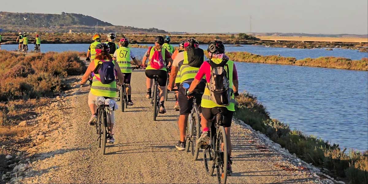 Nueva ruta en bici este sábado entre lagunas y viñedos bajo la Luna de Ciervo