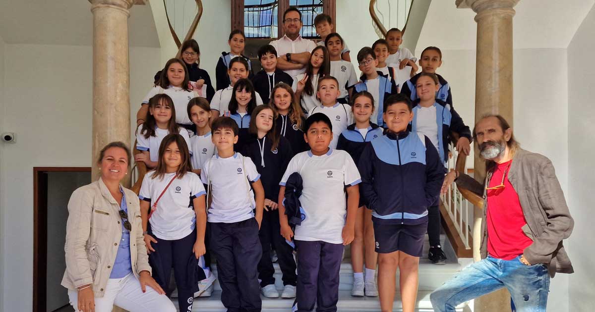 Escolares retoman las visitas al Ayuntamiento dentro de la Oferta Educativa Municipal