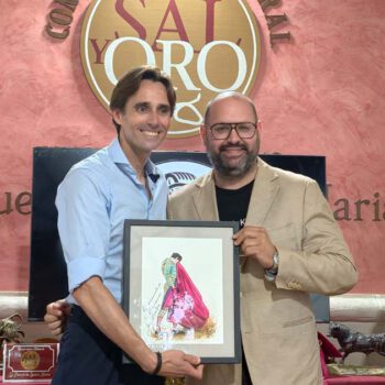 El Puerto homenajea a Alejandro Morilla en el vigésimo aniversario de su alternativa