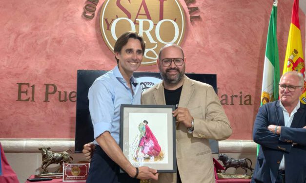 El Puerto homenajea a Alejandro Morilla en el vigésimo aniversario de su alternativa