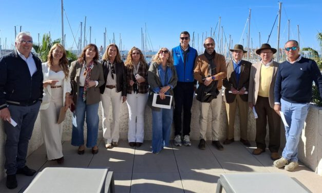 Puerto Sherry se abre al turismo profesional con una jornada para el sector MICE