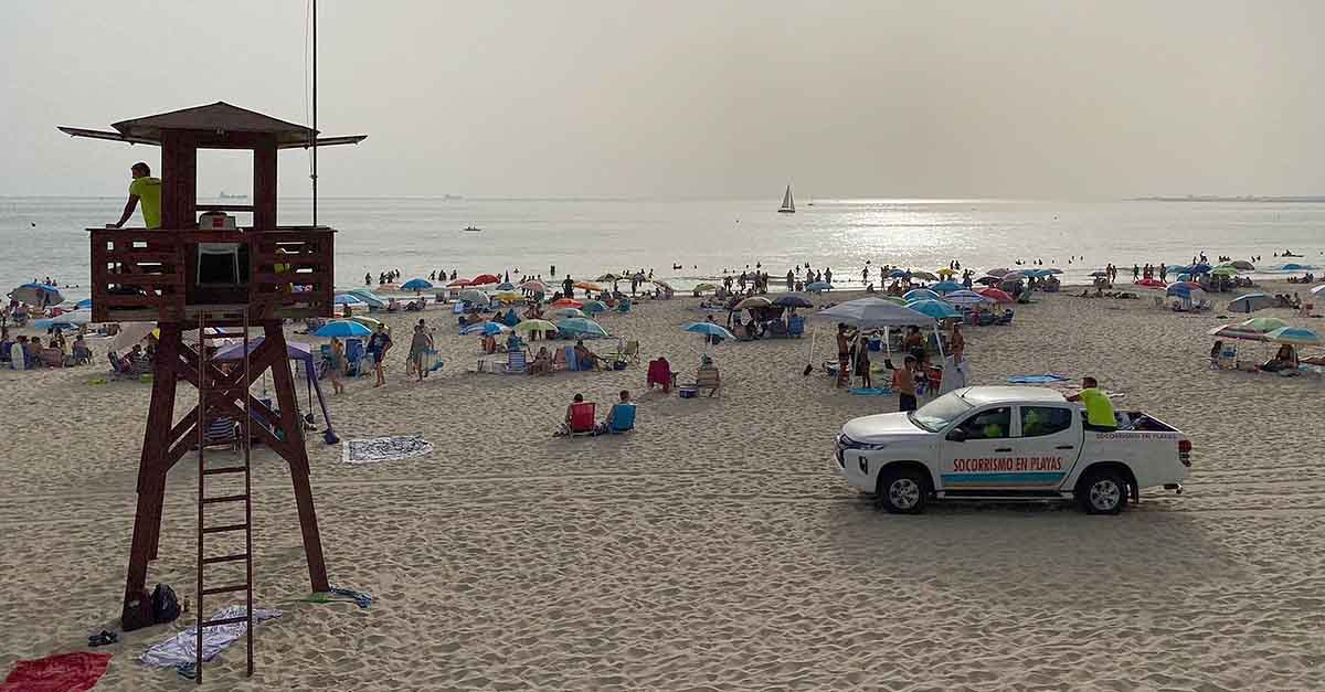 Vox El Puerto cuestiona la eficacia del contrato tardío de Socorrismo en las playas portuenses