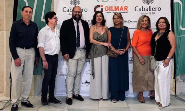 El Puerto acoge la tradicional Gala Solidaria de verano de la Asociación Española contra el Cáncer