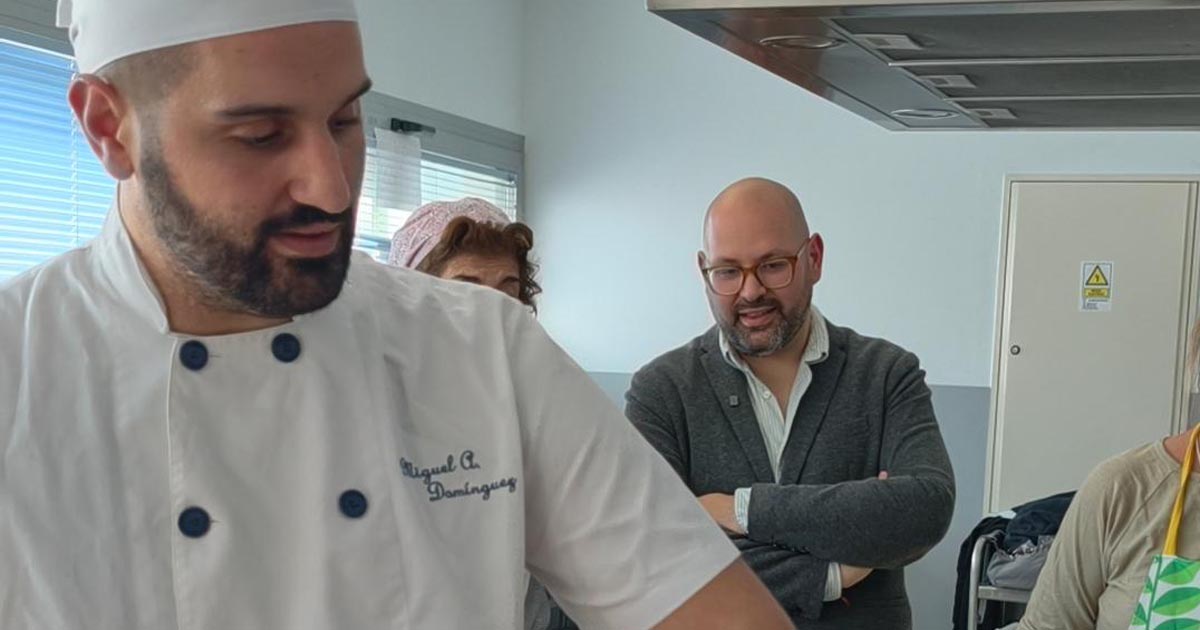 El sushi protagoniza un nuevo curso formativo con plazas completas en el centro cívico Augusto Tolón