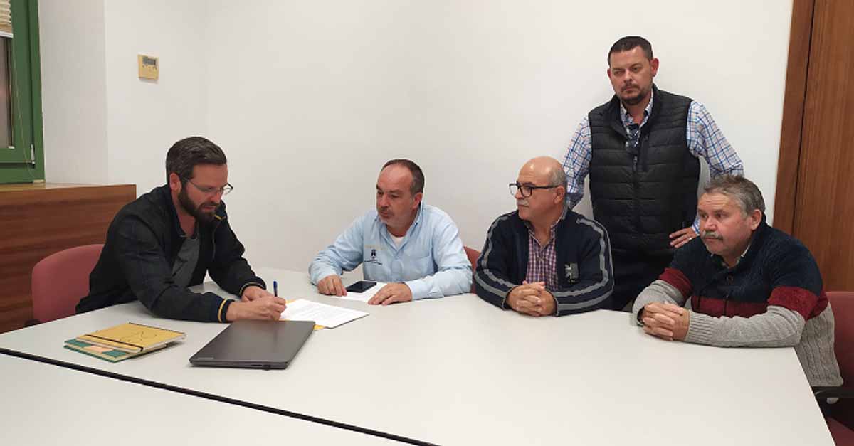 Unión Portuense mantiene un encuentro con la Agrupación Local Puerto Taxi