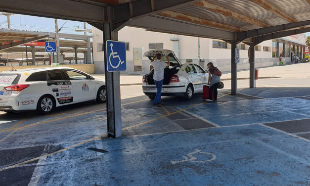 Preocupación entre los taxistas tras la llegada de Uber a El Puerto