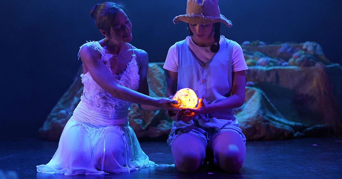 El Teatro Municipal propone un viaje familiar lleno de aventuras este domingo