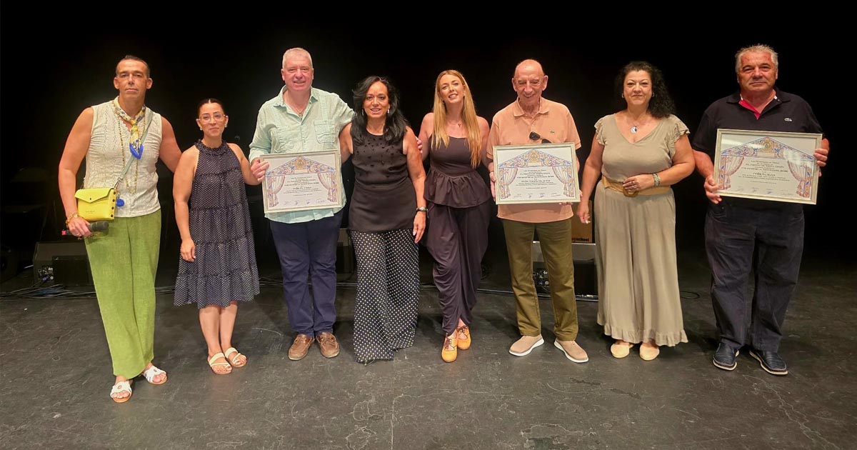 Las Academias de Baile homenajean a las tres peñas flamencas de El Puerto