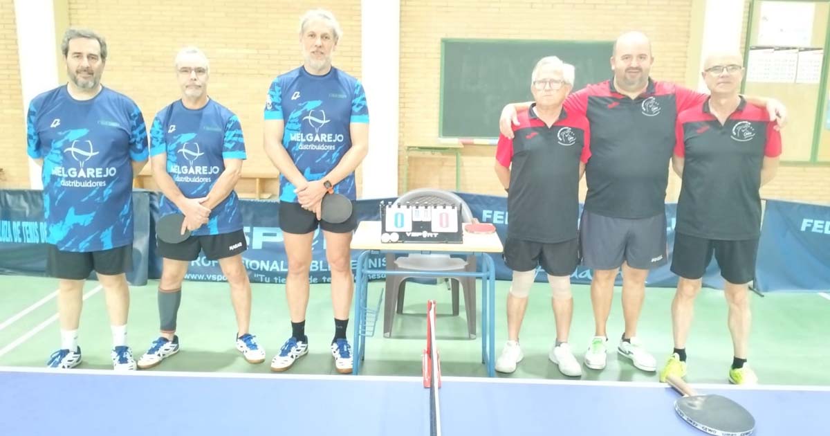 El CD El Puerto Tenis de Mesa firma una jornada redonda y se afianza en la zona alta