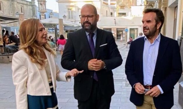 Teresa Jiménez-Becerril comparte en la Academia de Bellas Artes un testimonio de memoria y libertad