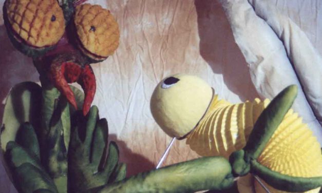 La Muestra de Títeres se despide este domingo con una fábula sobre la búsqueda de identidad del ser humano