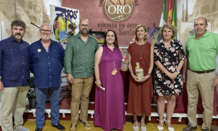Flamenco y tauromaquia dialogan en la exposición ‘Revoleras por bulerías’