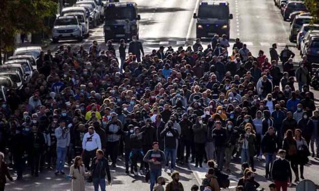 El PSOE de El Puerto muestra su apoyo a los trabajadores del metal