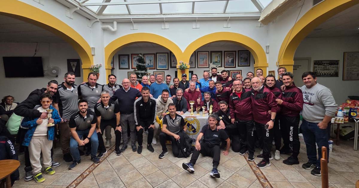 El Trofeo de Navidad de Veteranos vuelve a unir fútbol y solidaridad en El Juncal