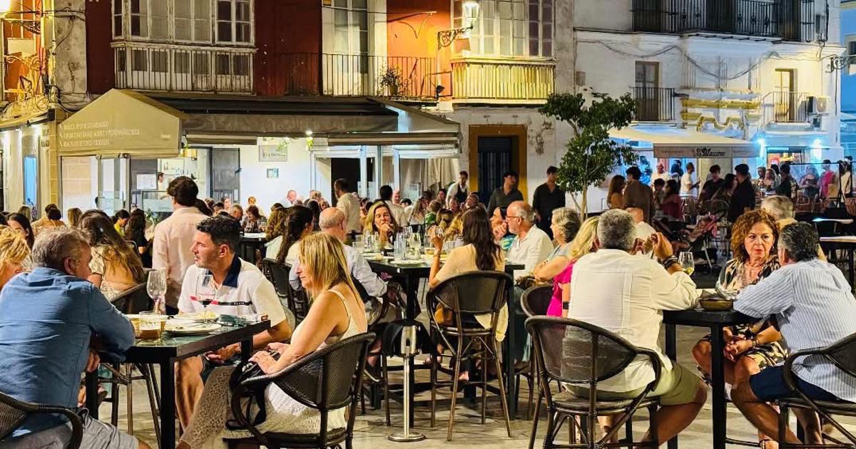 El turismo genera empleo para 4.790 portuenses y eleva un 3,1% la ocupación en El Puerto