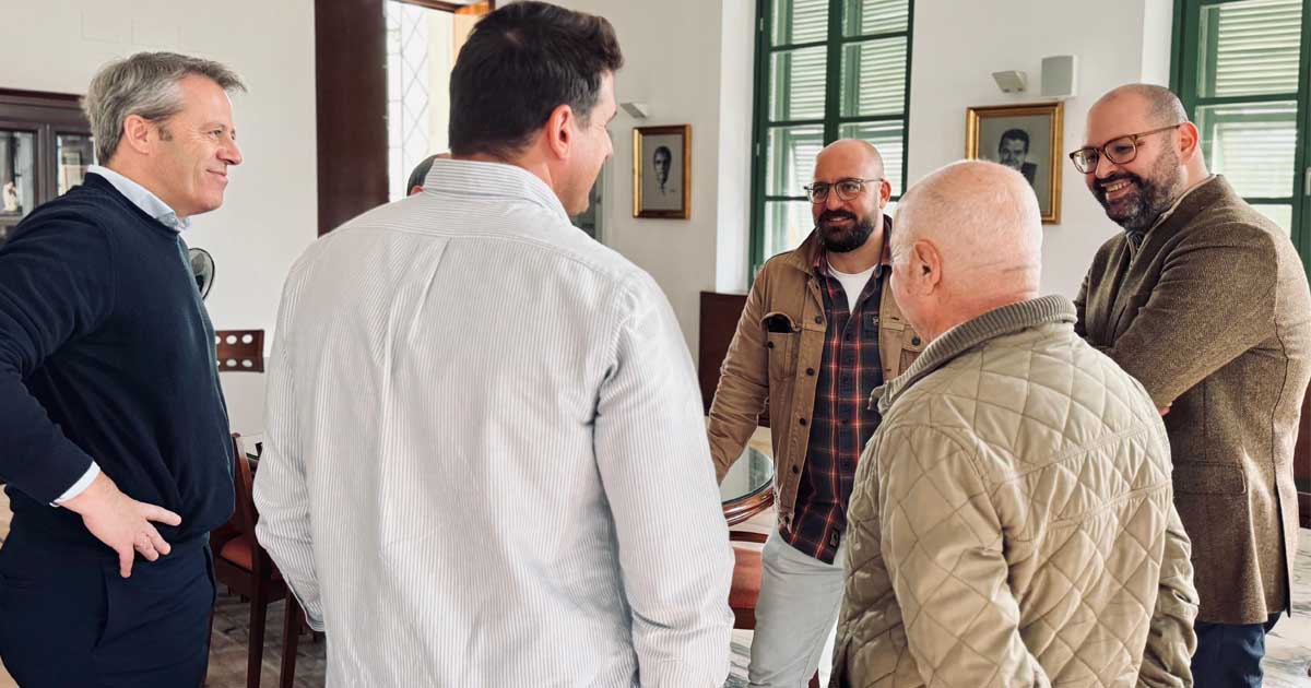 Urbaluz renovará por completo su red interior de agua tras un convenio que pone fin a 50 años de averías