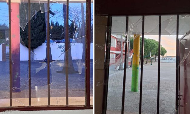 El PSOE denuncia actos vandálicos reiterados en el CEIP El Juncal y lleva propuestas al Pleno