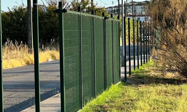 Vecinos denuncian el vandalismo constante en el parque Hernán Díaz Cortés