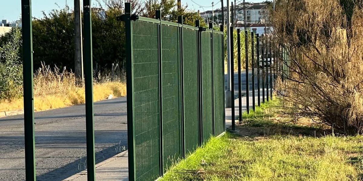 Vecinos denuncian el vandalismo constante en el parque Hernán Díaz Cortés