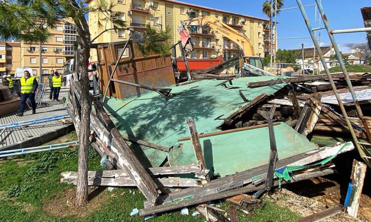 Trasladan el Vapor de El Puerto a una nave municipal mientras se define su futuro