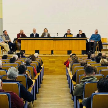 Beardo se reúne con los vecinos de San Antonio para reafirmar su compromiso con la regularización de la zona