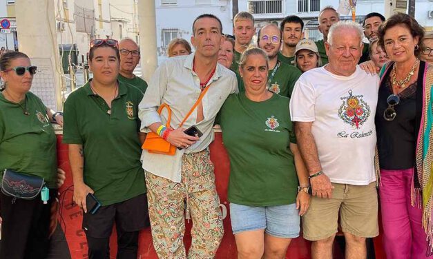 La V Velada Barriada de las Nieves llena de animación este enclave portuense