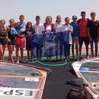 Tres regatistas de El Puerto acudirán al Campeonato Mundial de Windsurf que se celebrará en Chipre