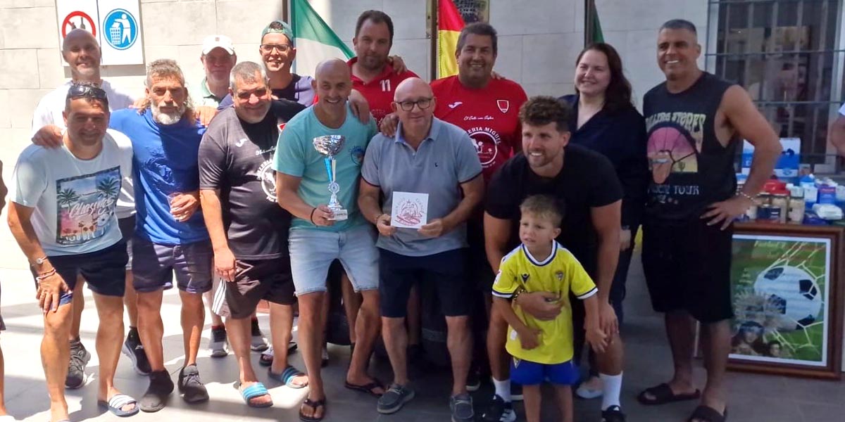 El tradicional Torneo de Veteranos Virgen del Carmen llena de fútbol y emoción la Ciudad Deportiva