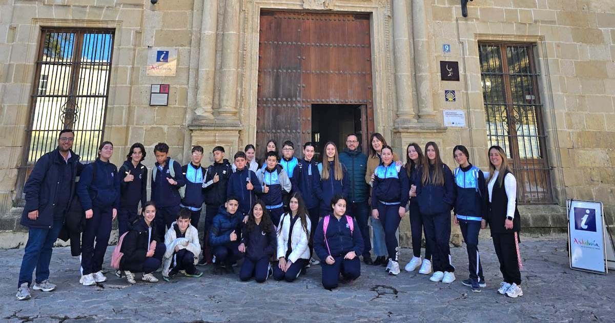 Los escolares portuenses se adentran en el patrimonio local con una nueva actividad turística educativa